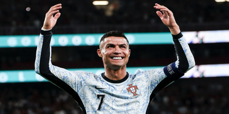 Ronaldo nổi tiếng với những bàn kiến tạo đẹp mắt